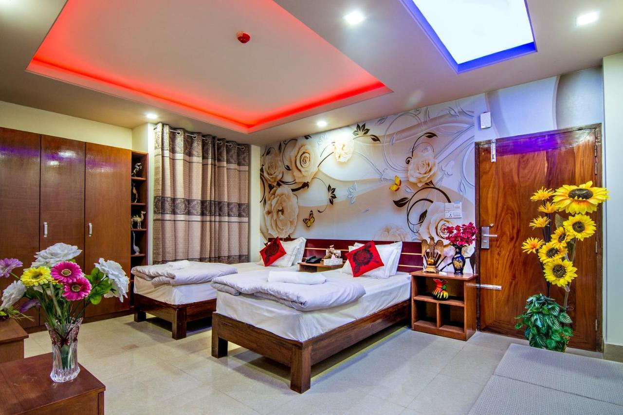Hotel Pushpo Bilash Khulna Esterno foto